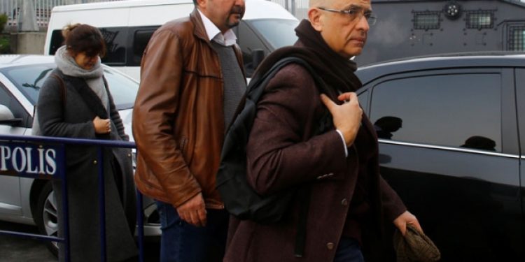 Berberoğlu’nun başka gazetecilerle görüşmesini mahkeme görmezden geldi!