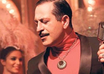 ​Yeni filmde yine sahnede