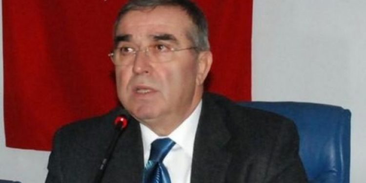AKP’li eski vekil Şükrü Önder tutuklandı