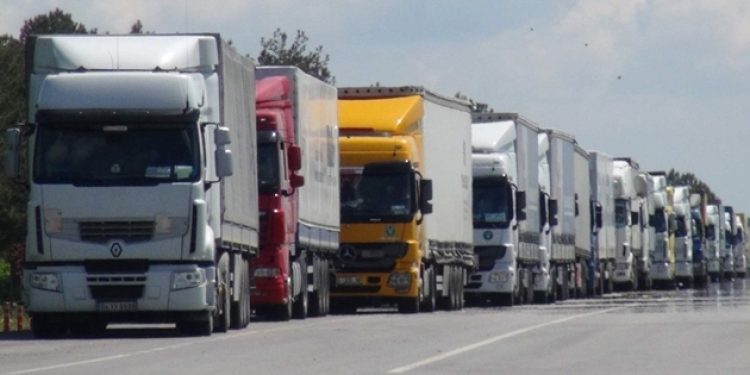 Celebrus’a kasaları mühürlü tır sevkiyatı