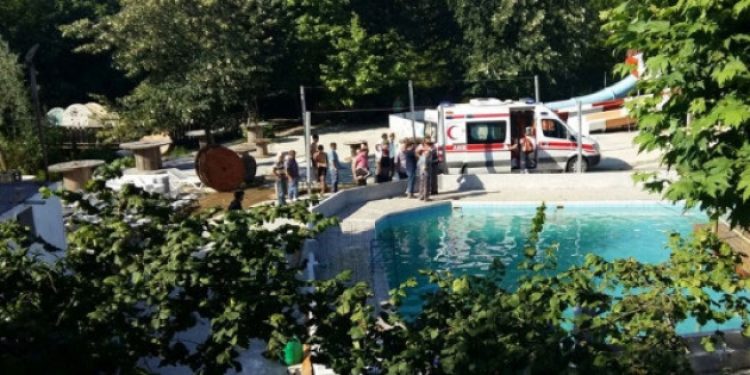 ​Sakarya’da bir aqua parkta elektrik akımına kapılan 3’ü çocuk, 5 kişi hayatını kaybetti