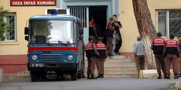 ​’Tahliye olmayı beklerken, sürgün edildik’