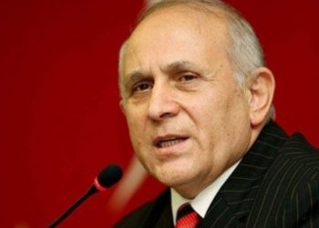 Burhan Kuzu’dan yine bir skandal twit!