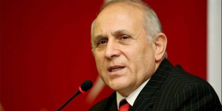 Burhan Kuzu’dan yine bir skandal twit!