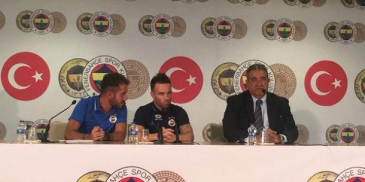 Valbuena imzayı attı