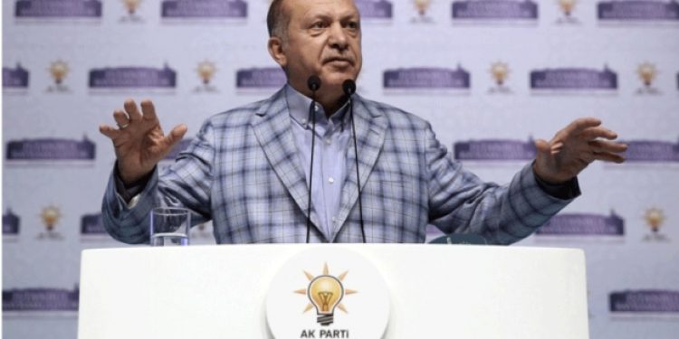 ​’Erdoğan kirli işleri için Twitter’a baskı uyguluyor’