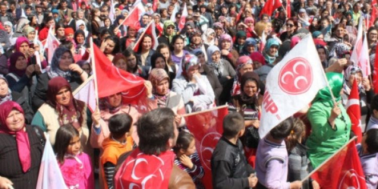 MHP, Antalya Korkuteli ilçe yönetimini feshetti