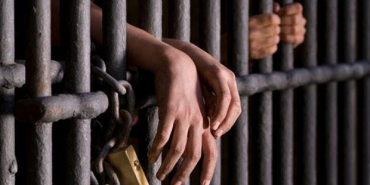 Koğuşlarda sıcaklık 50 derece