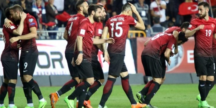 Türkiye FIFA dünya sıralamasında 8 sıra geriledi