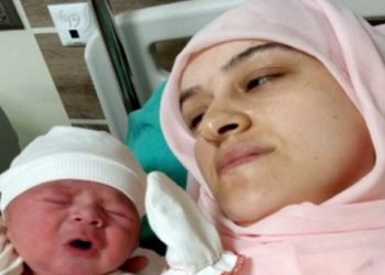 Yasemin öğretmen 3 günlük bebeği ile gözaltına alındı!