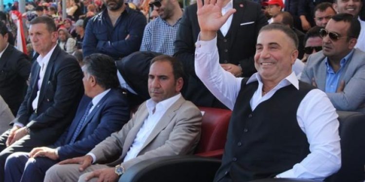 Mafya lideri protokolde TSK’yı geçti