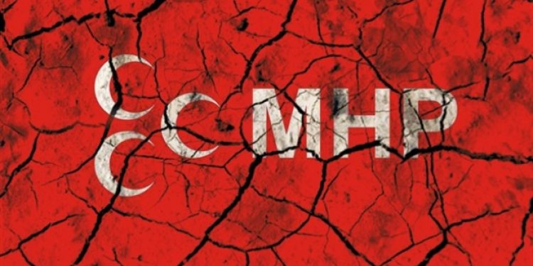 MHP’de 50 istifa birden