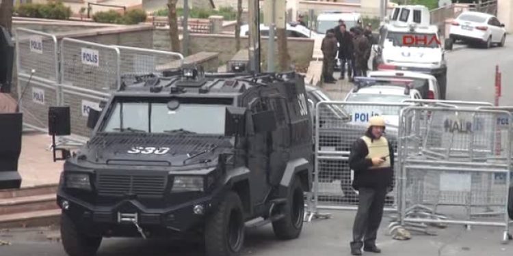 ​ABD İstanbul Başkonsolosluğu’nda alarm!