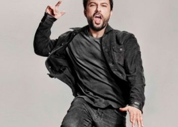 Tarkan albüm satışından rekor kırdı