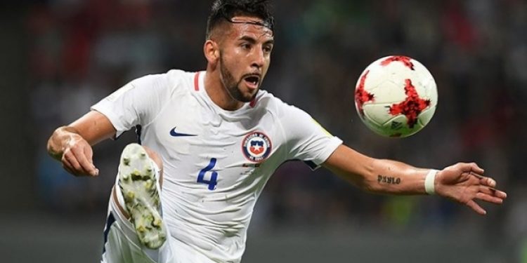 Mauricio Isla, Fenerbahçe için yola çıkıyor