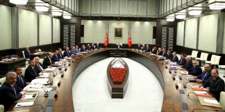 Numan Kurtulmuş kamudan ihraç edilenlerin sayısını açıkladı