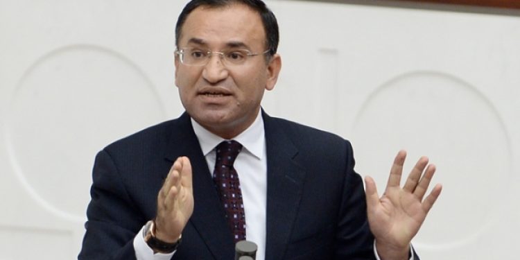 AKP’den ikinci ‘Guantanamo Tipi’ kıyafet uygulaması açıklaması