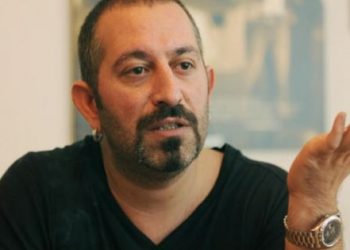 Cem Yılmaz sosyal medyaya veda etti