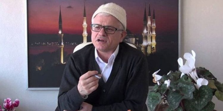 ​Atatürk’e hakaretten yargılanan Hasan Akar 2 yıl 6 ay hapis cezasına çarptırıldı