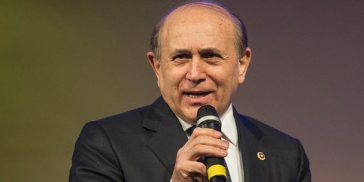 Kabineye yine giremeyen Burhan Kuzu adalet dedi!