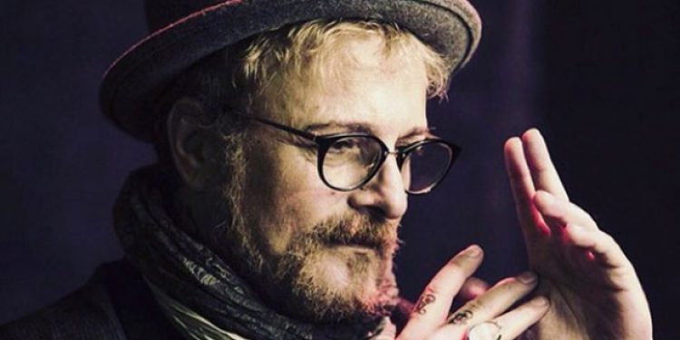 Sanatçı Harun Kolçak hayatını kaybetti!