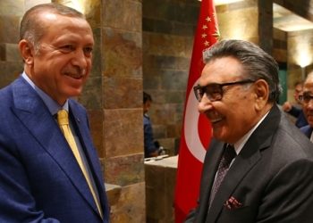 CNN yalanda Akit’le yarışmaya başladı