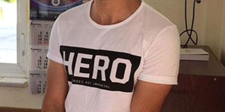 Bu kez Sakarya: ‘Hero’ tişörtü giyen iki işçi gözaltına alındı