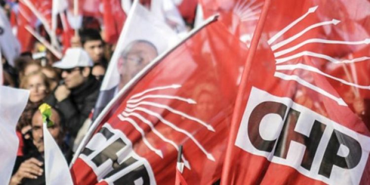 CHP’den 10 maddelik acil hukuk çağrısı: Gayri meşru anayasadan vazgeçilmeli