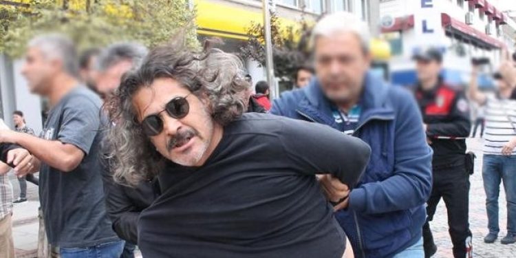 Bir avukatın ters kelepçeli feryadı