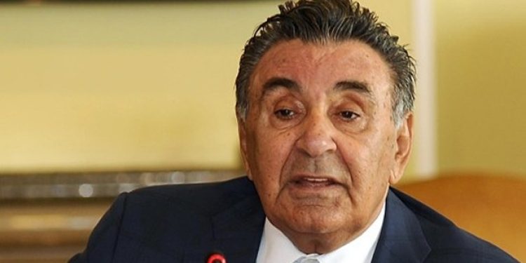 Hürriyet ve Sözcü “yanaşmalıklarını” ilan ettiler