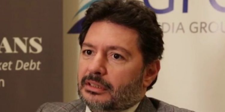 Avukatı tutuksuz yargılama istedi: Türkiye’ye kaçarsa iş bulamaz