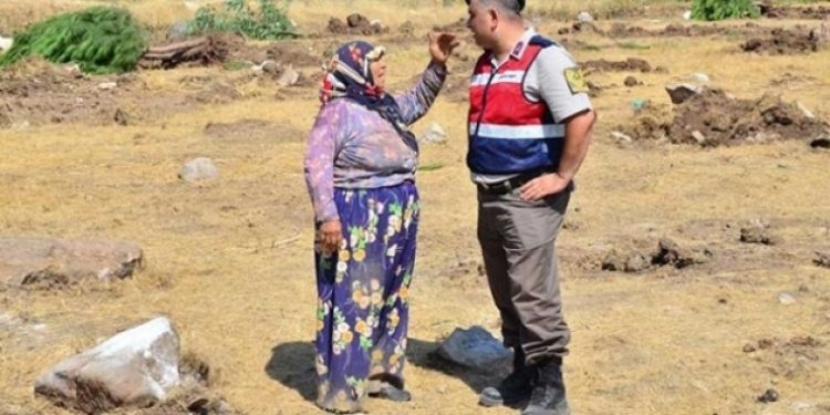 Manisa’da ağaçların kesilmesine köylülerden tepki
