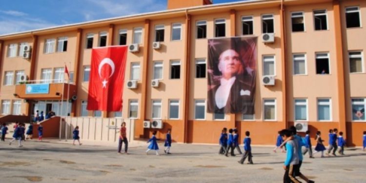 ‘Müdür atamalarında Eğitim Bir-Sen’in torpil listesi’ iddiası