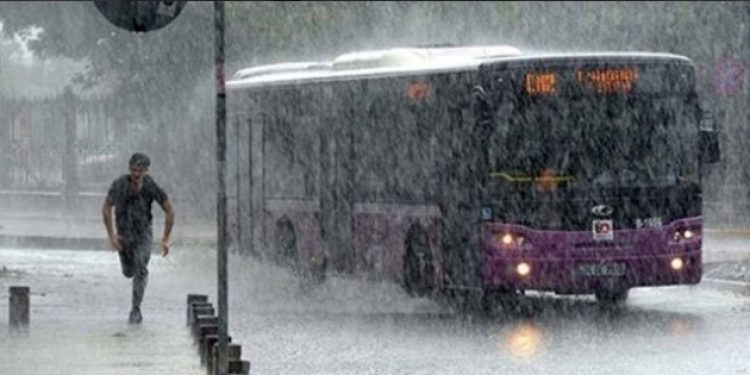 AKOM’dan İstanbul’un 4 ilçesi için şiddetli yağış uyarısı!