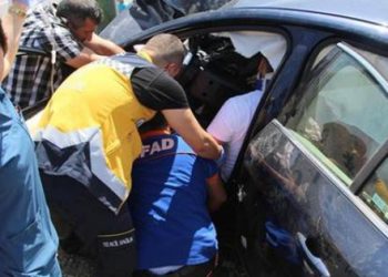Dekan trafik kazasında hayatını kaybetti