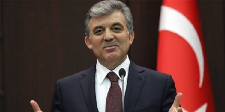 Abdullah Gül: Cumhuriyet’çiler tutuksuz yargılanmalı