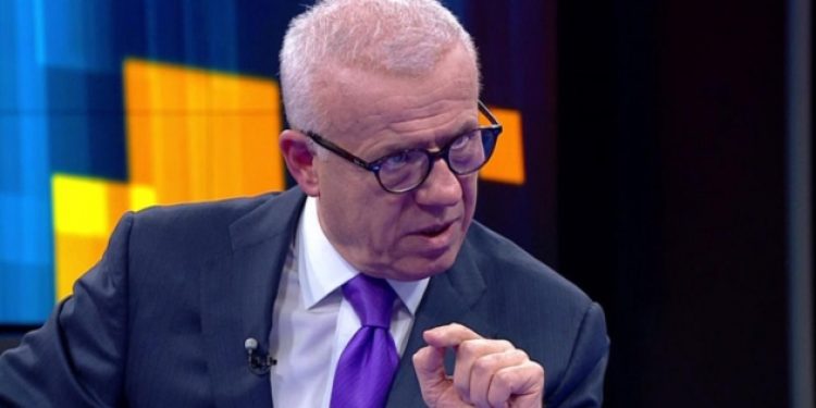 “15 Temmuz öğleden sonra ve gecesi MİT binası giderek bir muamma haline geliyor”