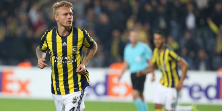 Fenerbahçe’den giden Simon Kjaer tarihe geçti