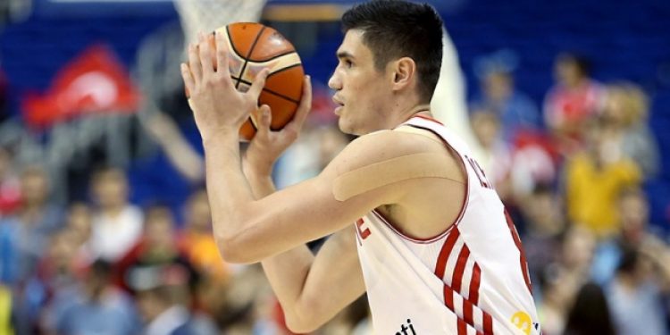 Ersan İlyasova’dan kötü haber