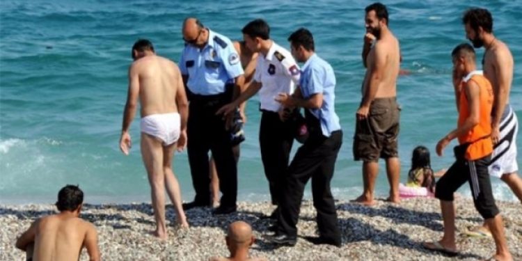 Don ve mayo kavgası 3 yaralı 10 gözaltı