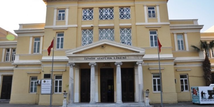 ​İzmir Atatürk Lisesi, Bilal Erdoğan’ın vakfına tahsis edildi