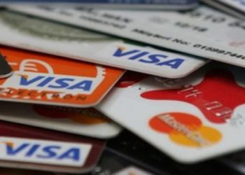 Kredi kartı borçlu sayısı 497 bin kişi oldu