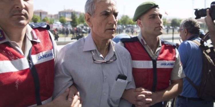 Yandaşlar Akın Öztürk’ün ifadesindeki ayrıntıyı yayınlayamadı!