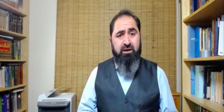 Karaman trollerin yazdıklarını kendi imzasıyla mı yayınlıyor?