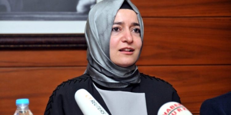 Bakan Fatma Betül Sayan Kaya hakkında yeni skandal!
