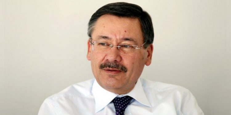 Melih Gökçek ODTÜ ağaçlarının katledilmesinde kararlı!