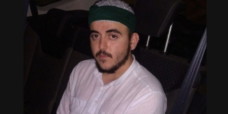 ​İstanbul’da Atatürk büstüne saldırı