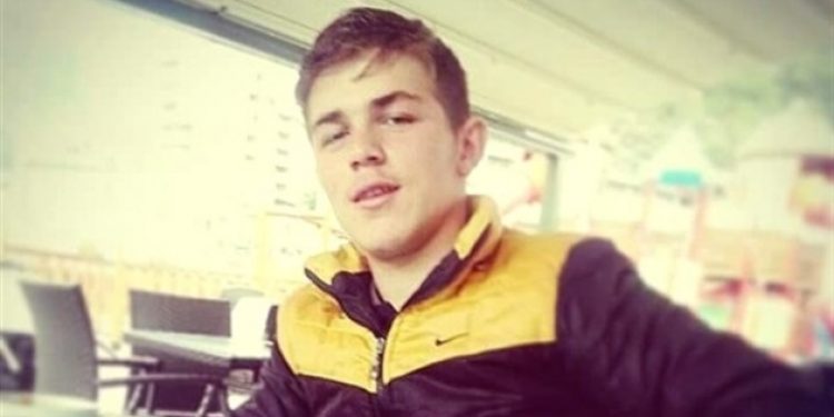 Eren’i ‘iyi ki varsın’ diyerek sonsuzluğa uğurladılar