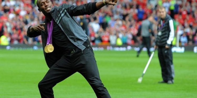 Usain Bolt futbola başlıyor!