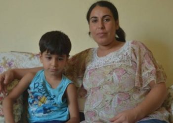 6 aylık bebeği soyup X-RAY’den geçirdiler
